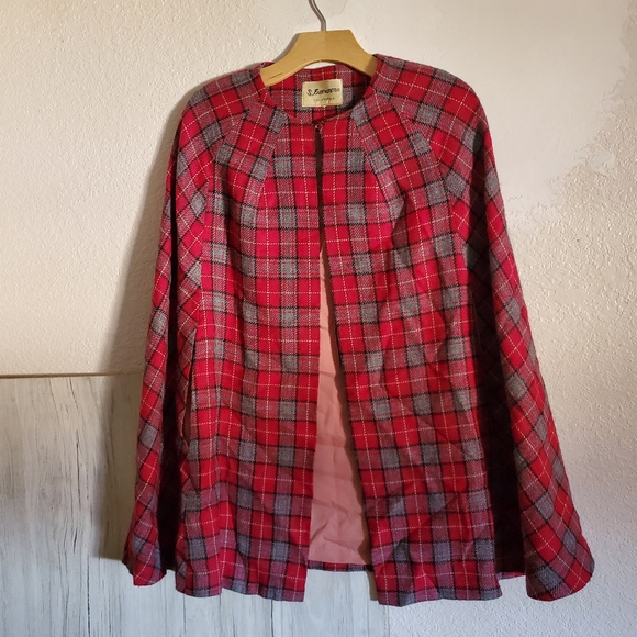 Vintage S. Eisenberg Red Plaid Lined Cape Arm Slits Wrap Poncho Open Front - Picture 2 of 10
